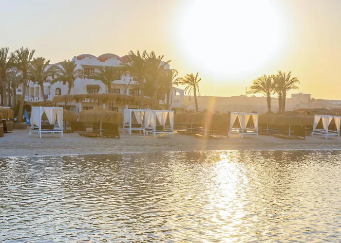 Protels Club & Hotel 4*